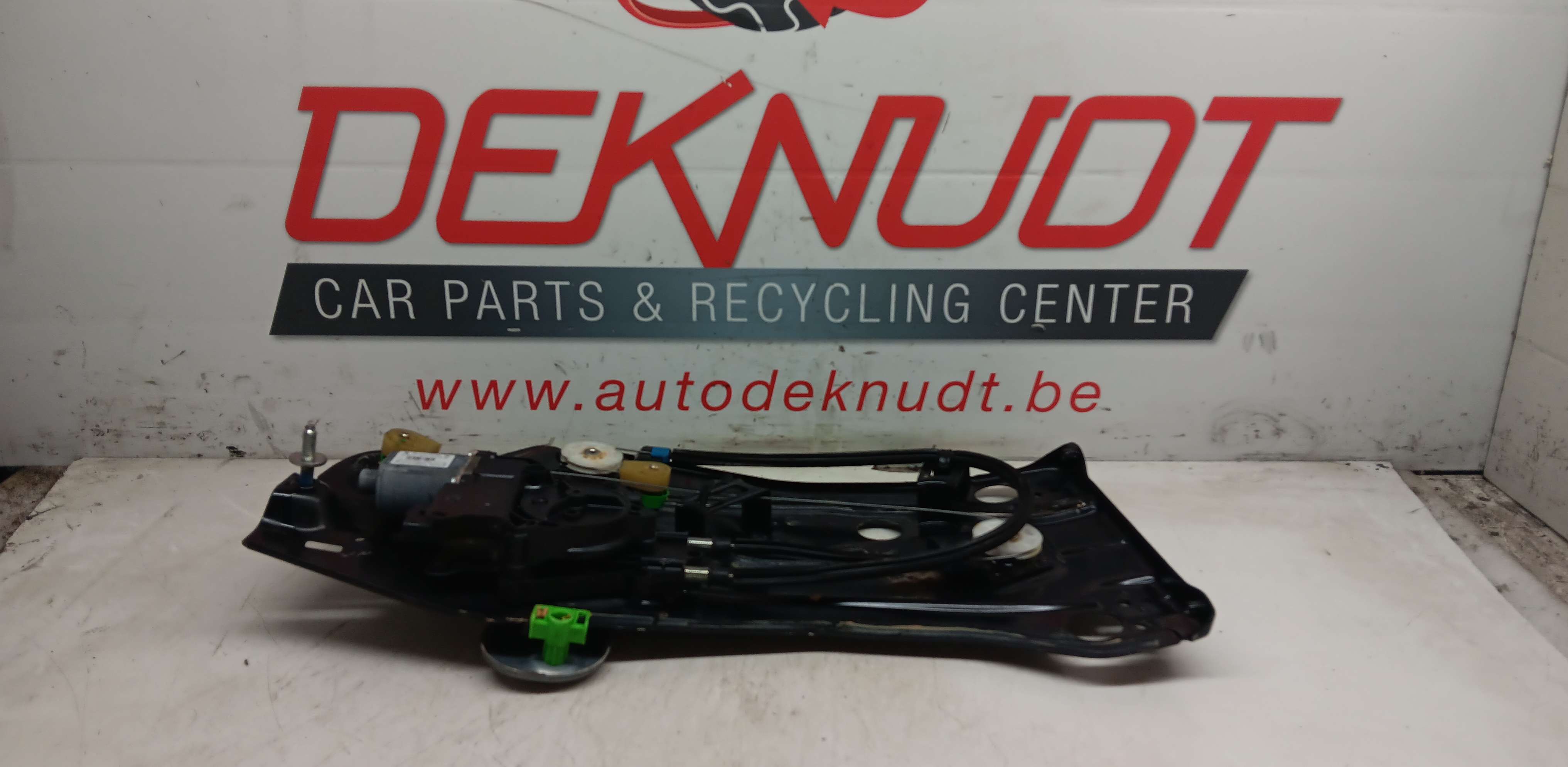 lève vitre elec ARR G Peugeot 308 CC 2009 -