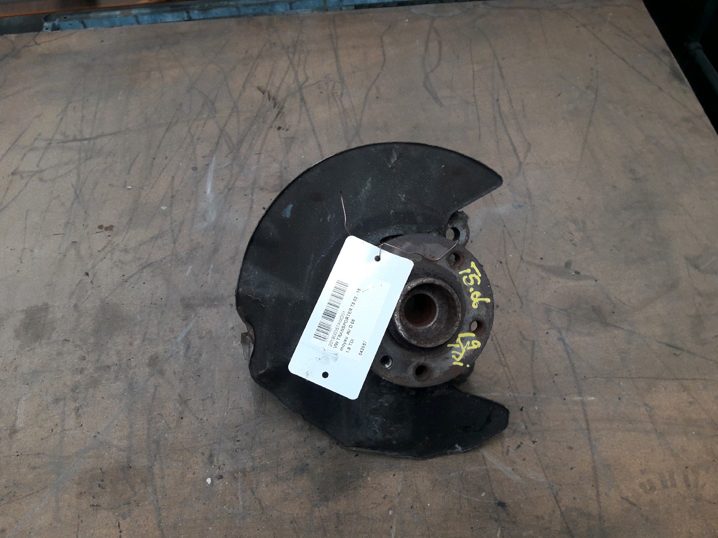 Fusee rechts voor Vw T5 03 - 09