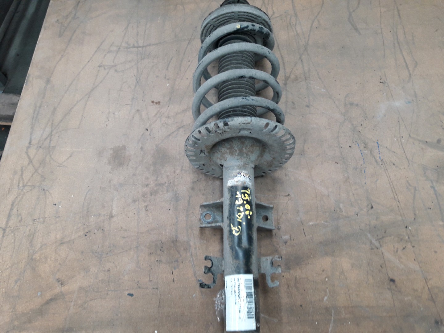 McPherson rechts voor Vw T5 03 - 09