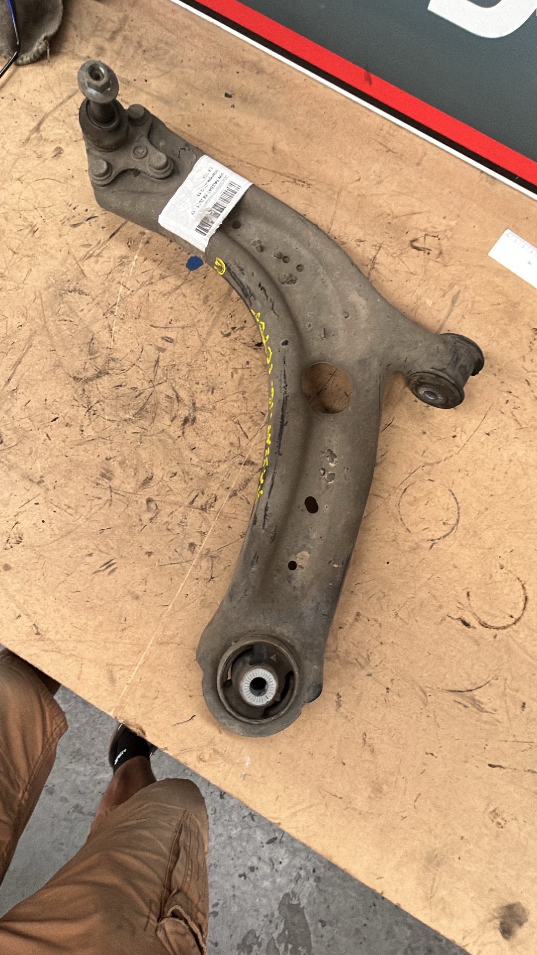 Draagarm links voor Vw PASSAT B8 2015 - 19