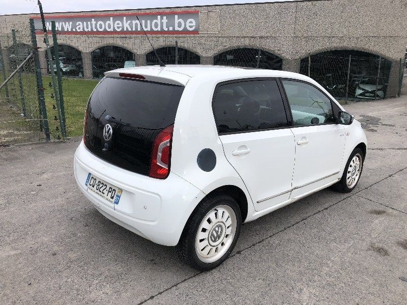 Vw up