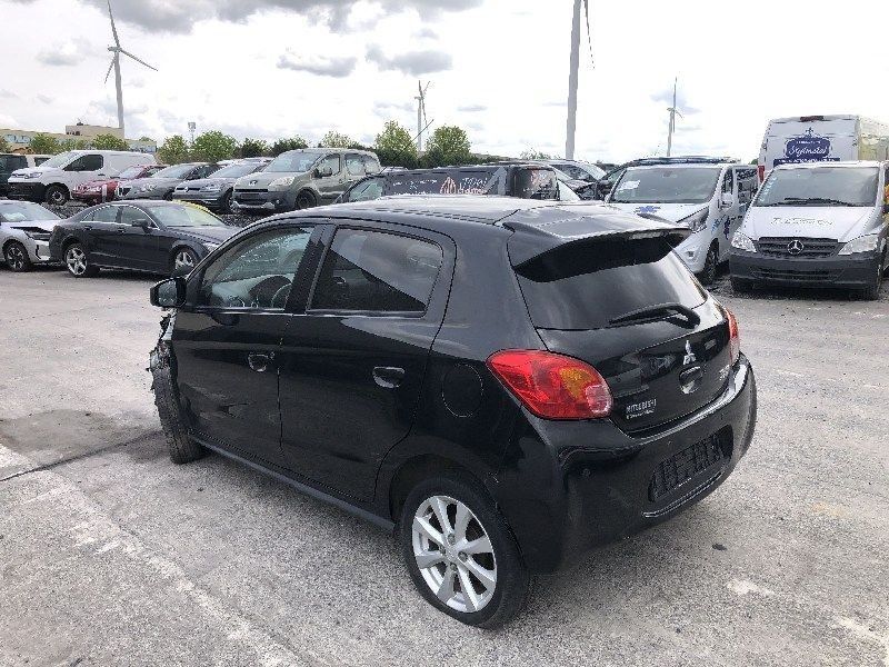 Mitsubishi SPACE STAR 2012 - 