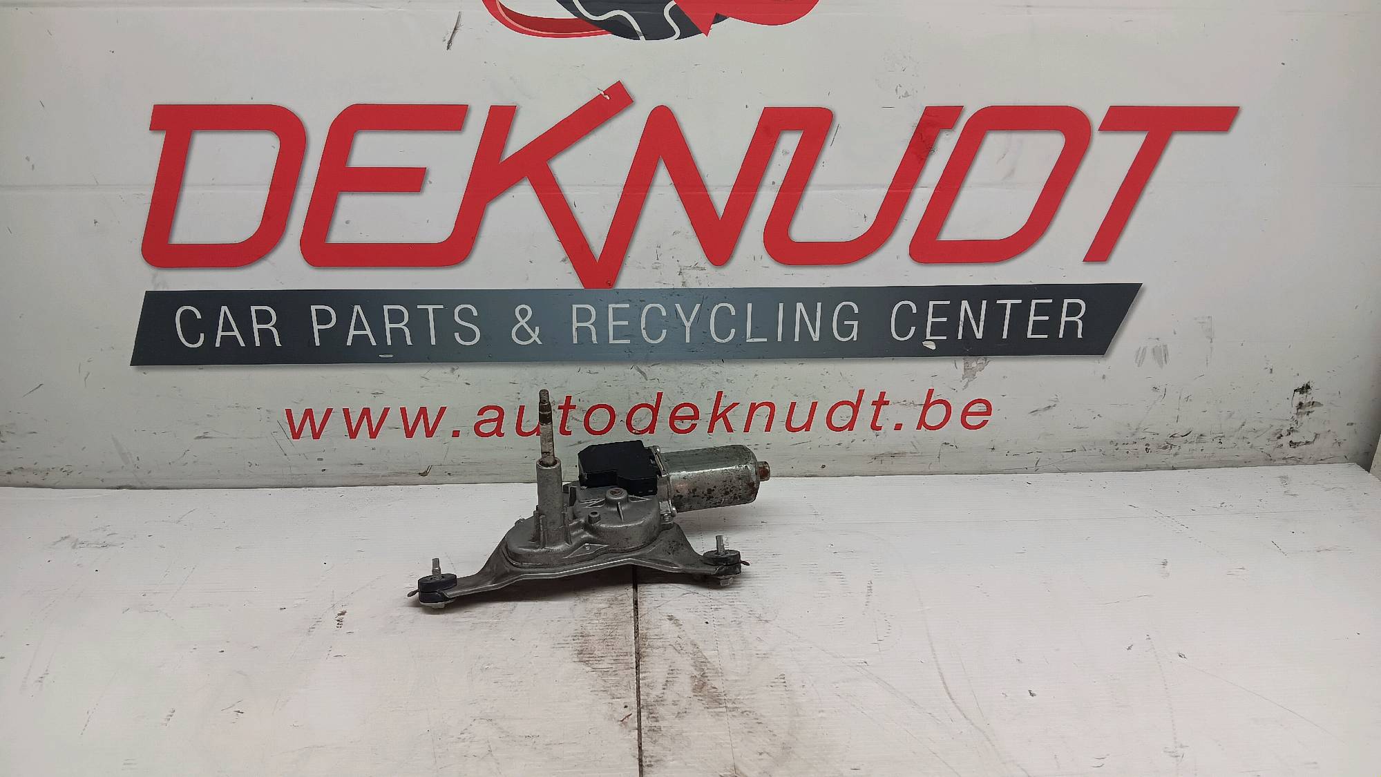 Moteur essui glace arrière Toyota LAND CRUISER SERIE 120 2002 - 09