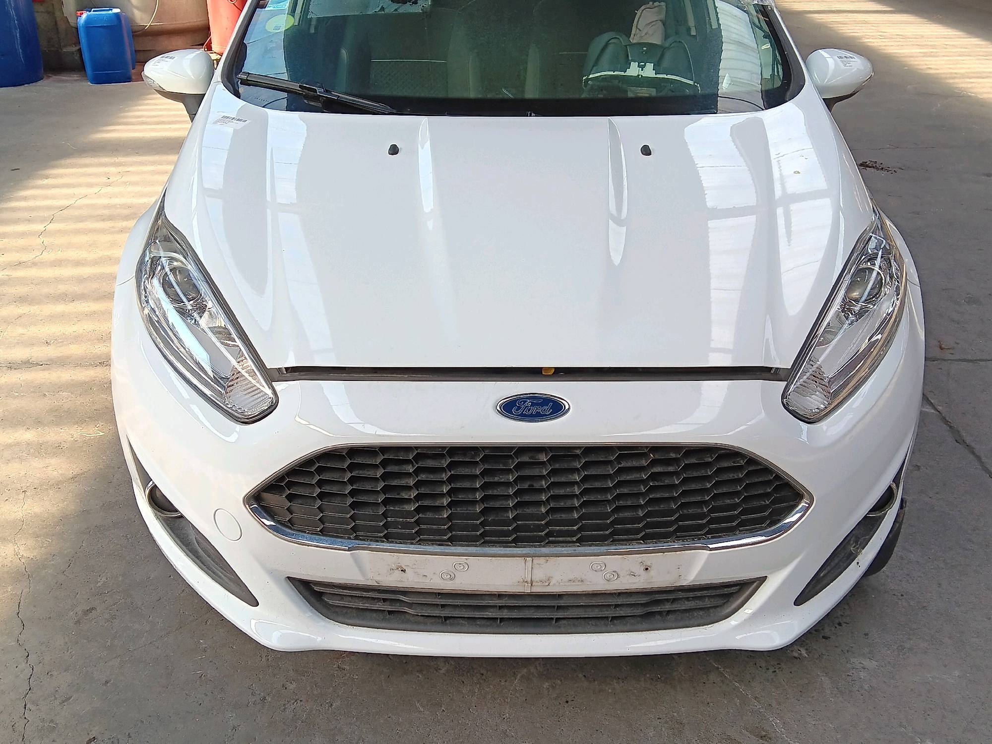 Volledige kop Ford FIESTA 6 2012 - 17