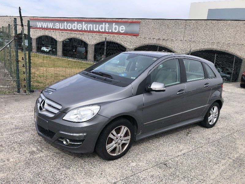 Mercedes-Benz B 160