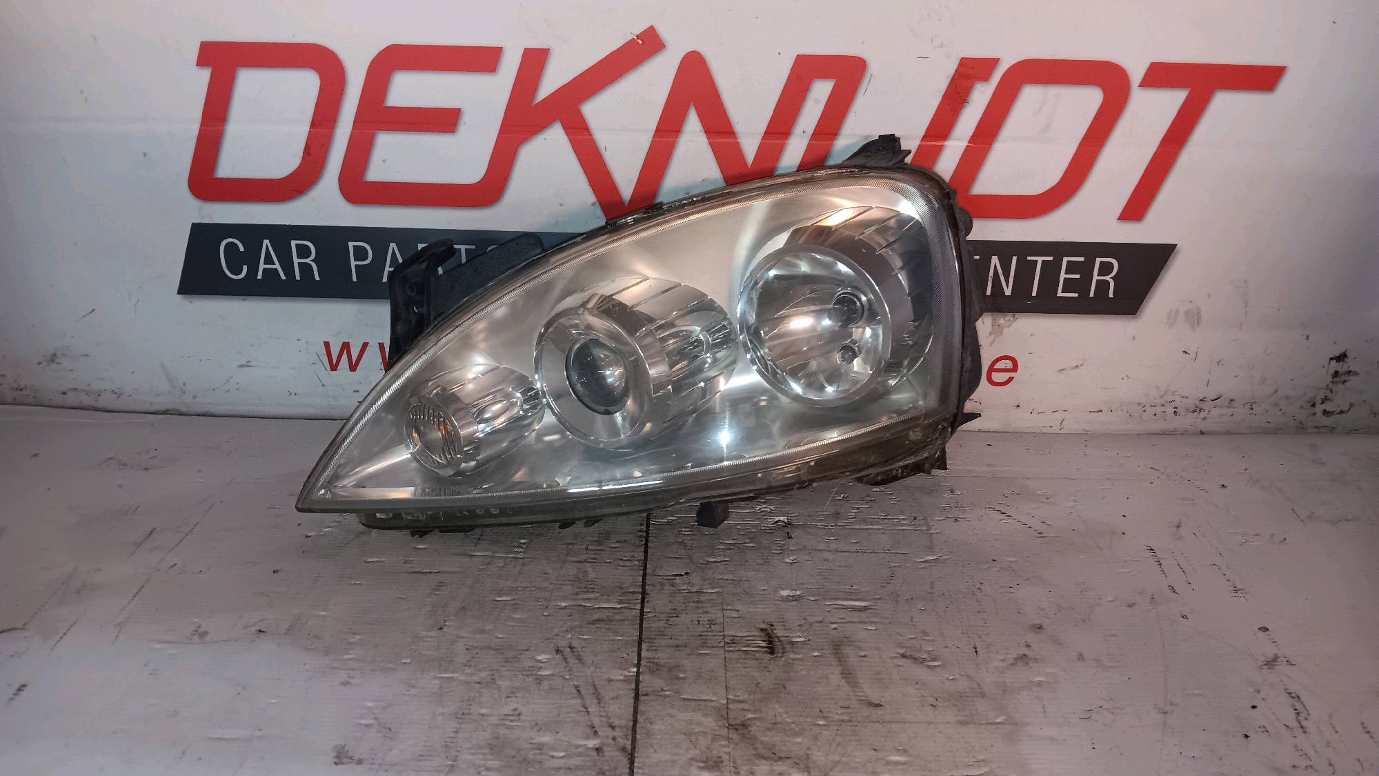 Koplamp links voor Opel CORSA C 2001 - 06