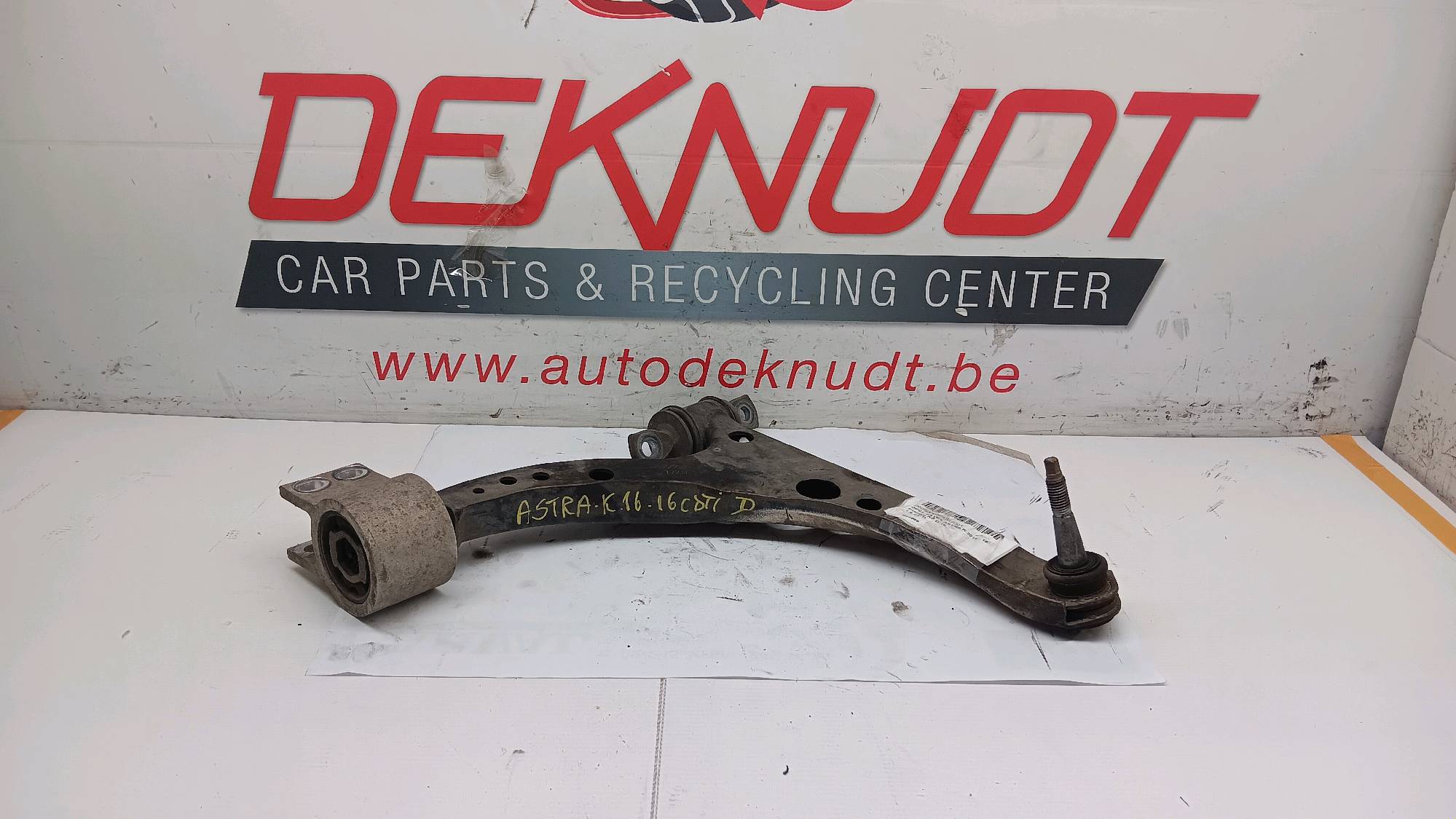 Draagarm rechts voor Opel ASTRA K 2015 - 19
