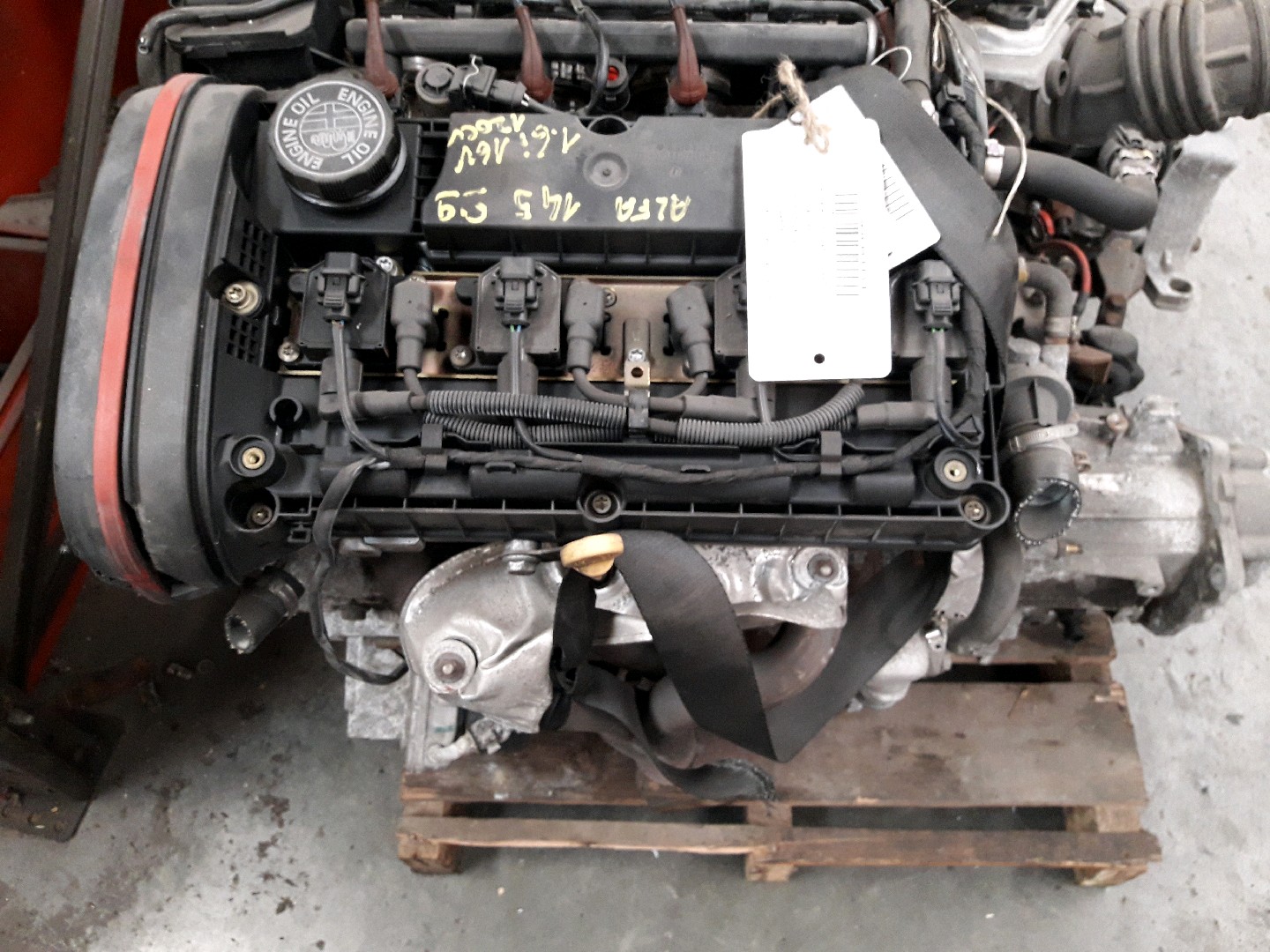1. Motor Alfa Romeo Alfa 145