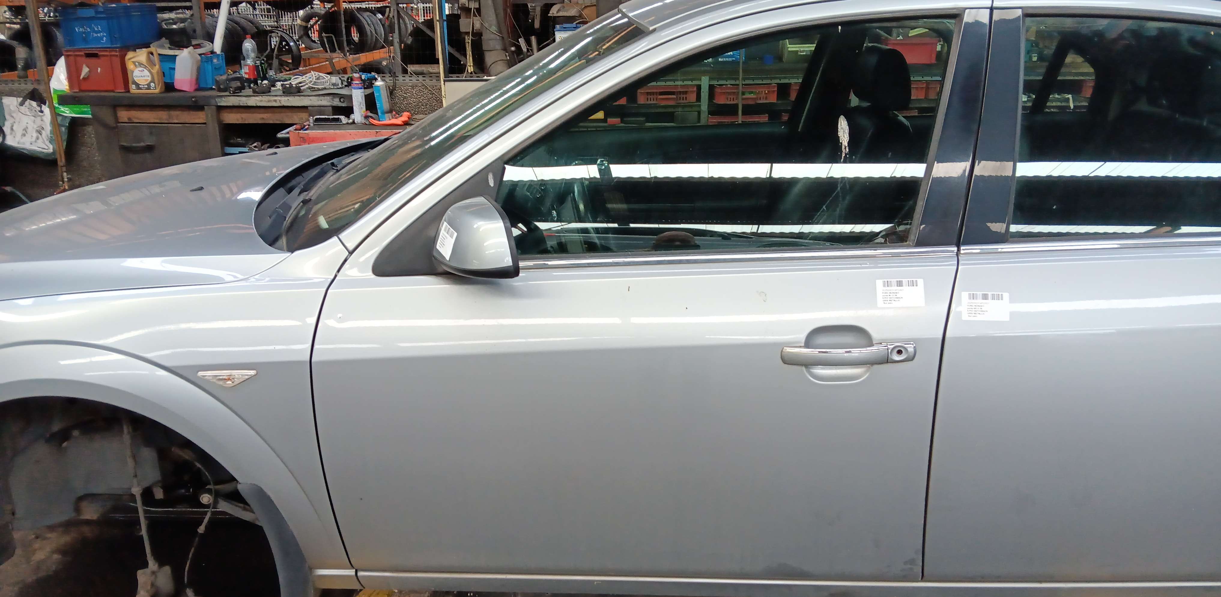 Deur links voor Ford MONDEO 2 2000 - 07
