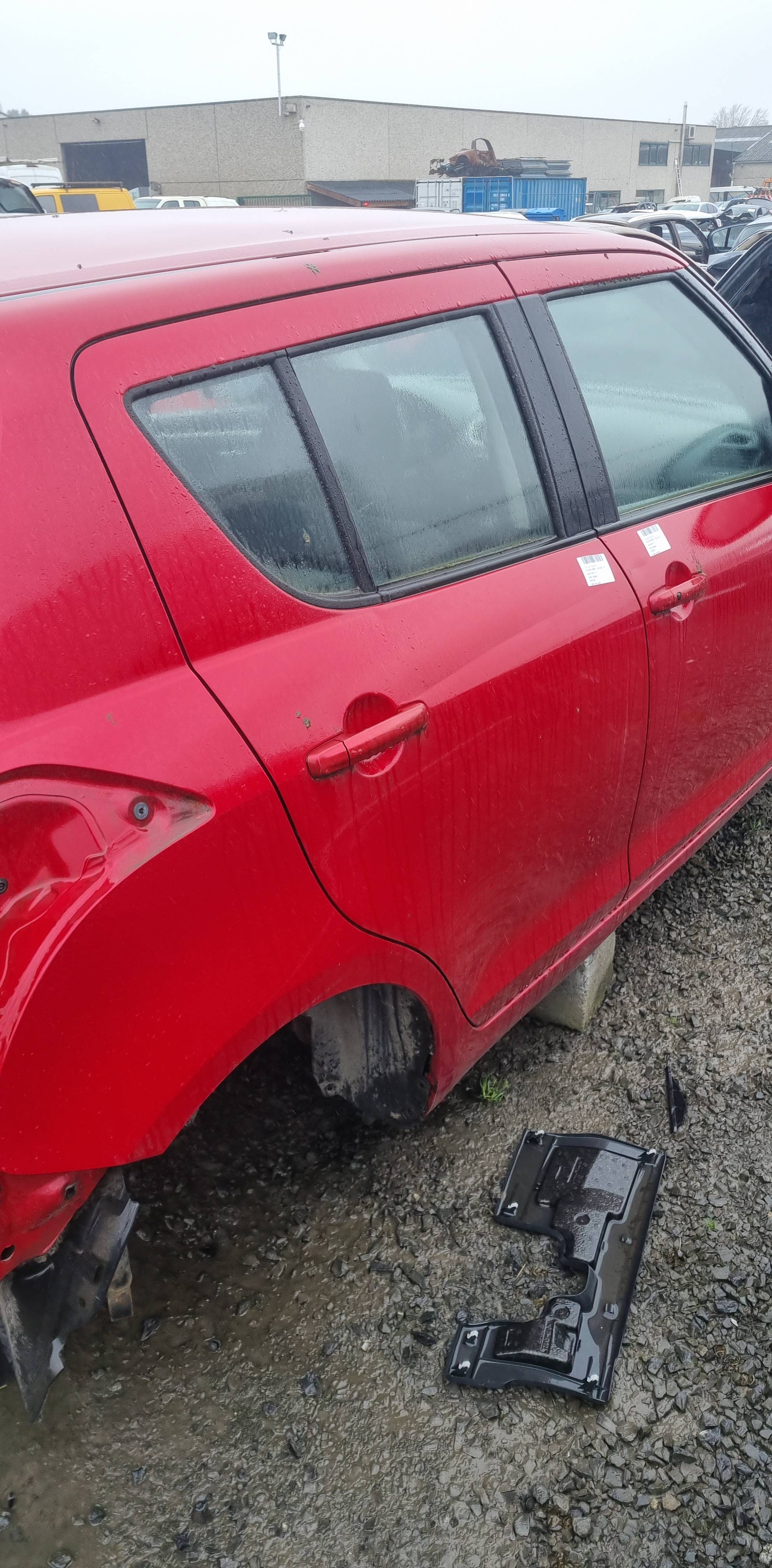 Porte arrière droit Suzuki SWIFT II 2010 - 17 NZ