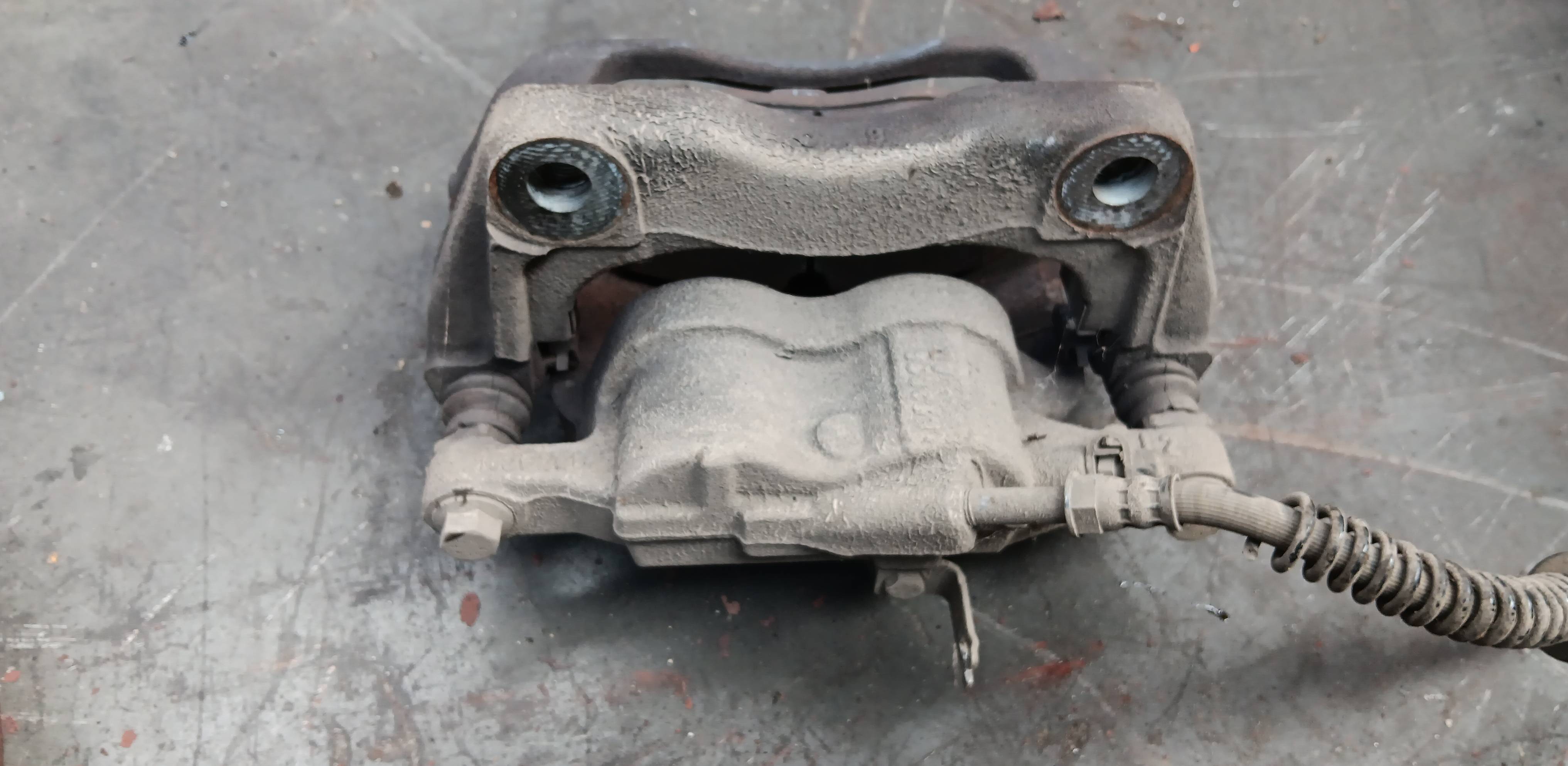 Remklauw links voor Vw T6 Kombi