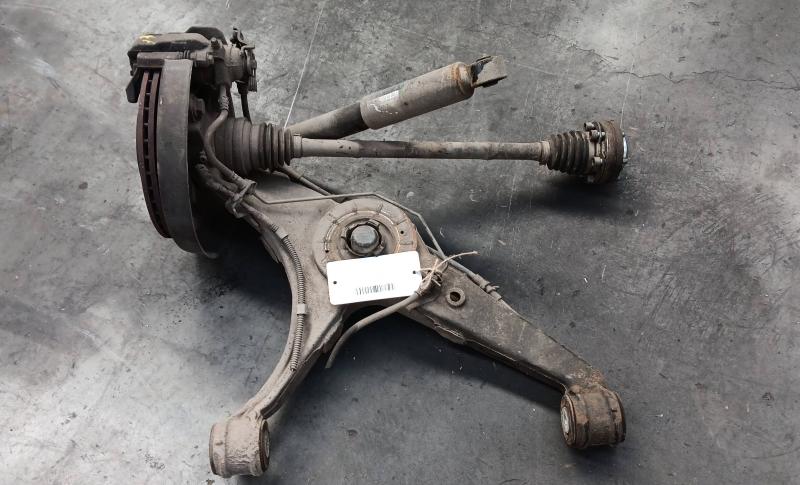 right rear hub