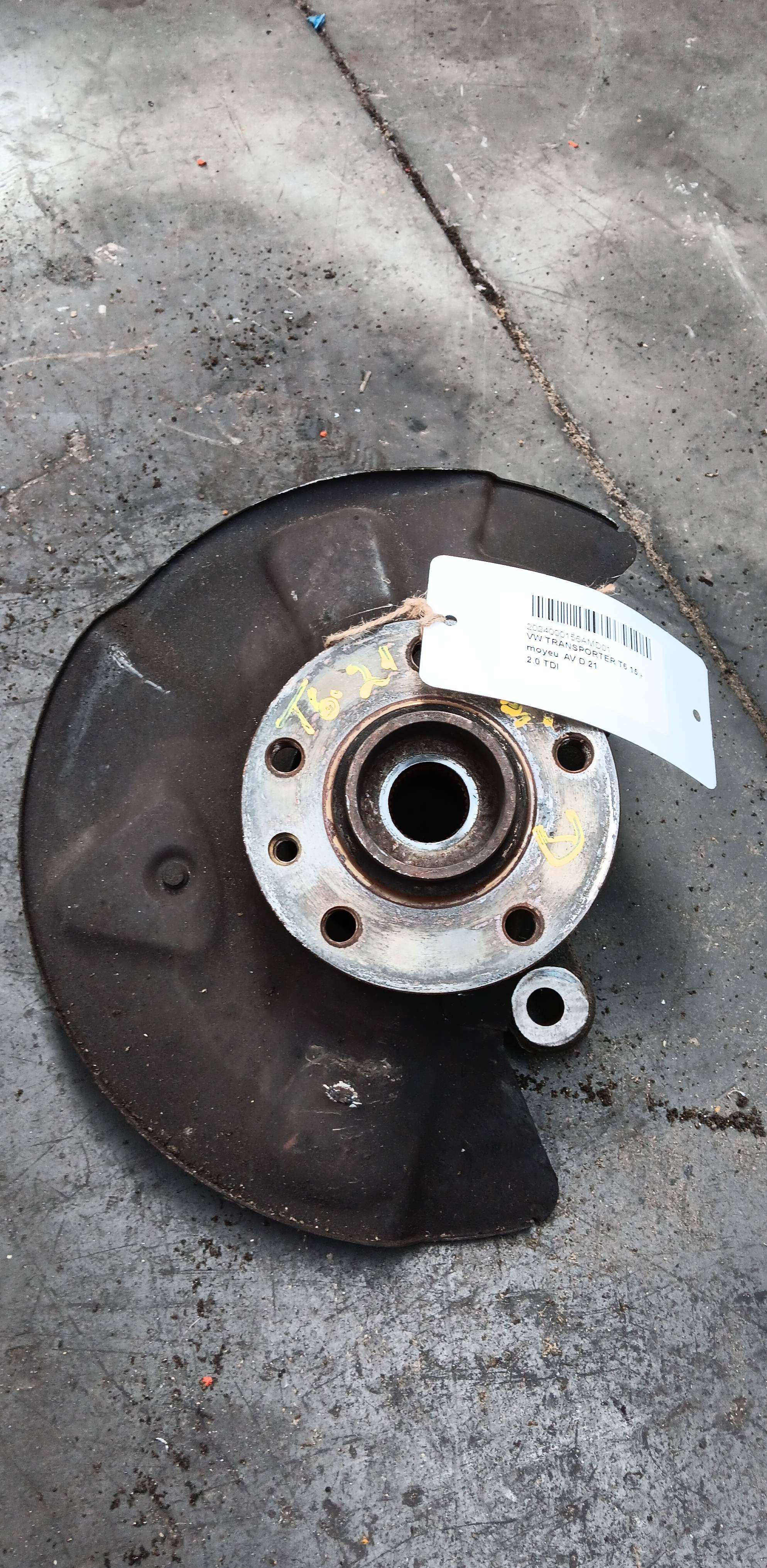 Fusee rechts voor Vw T6 Kombi