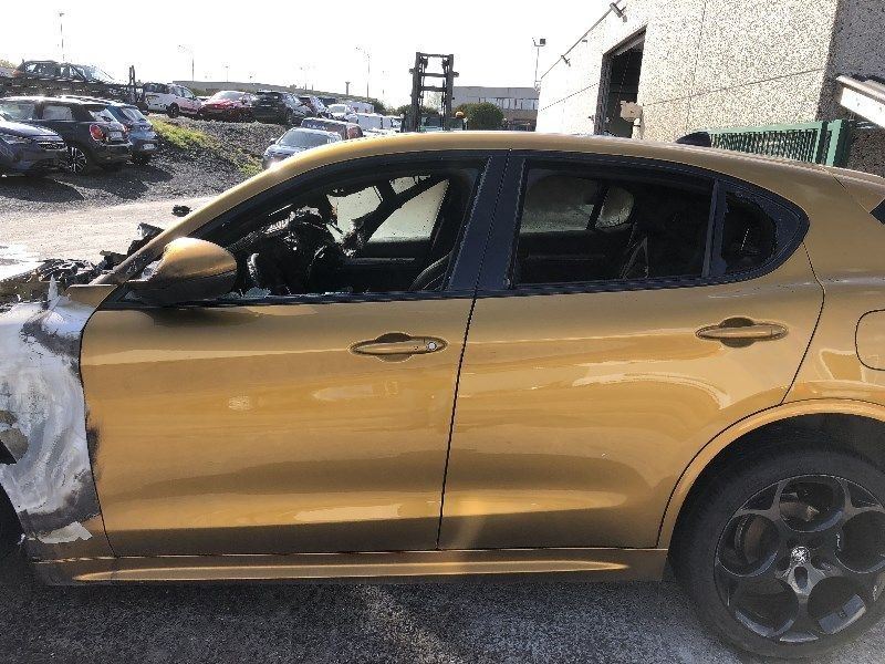 Deur links voor Alfa Romeo STELVIO 2022 -