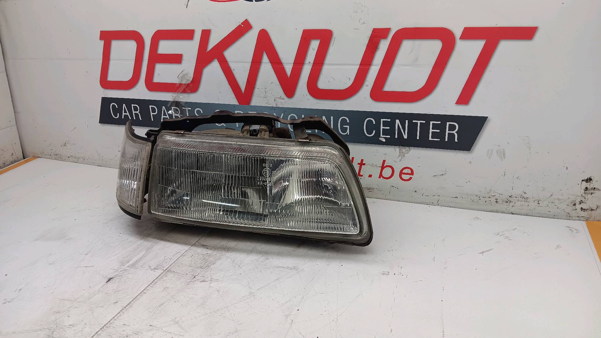 Koplamp rechts voor Honda CIVIC 1987 - 92