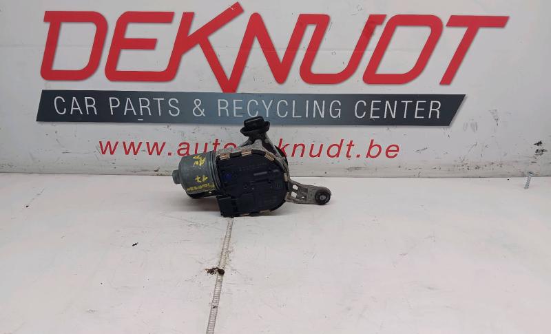 Ruitenwisser motor voor rechts