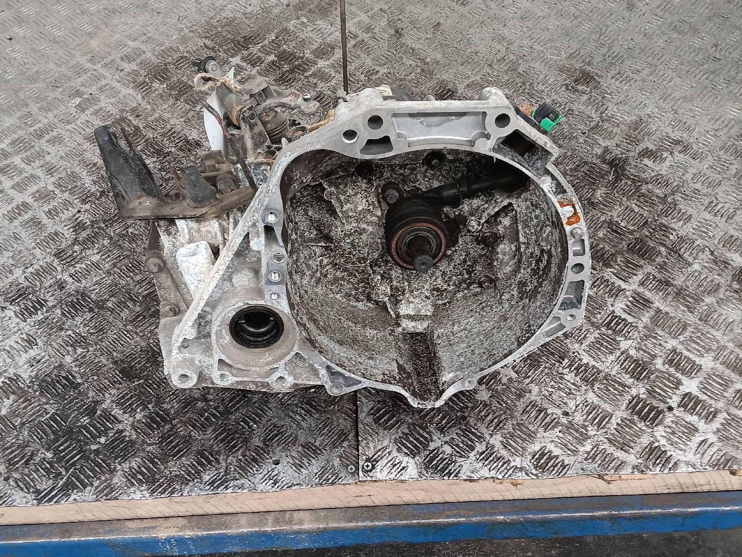 2. Boite de vitesse Nissan NOTE 2005 - 12