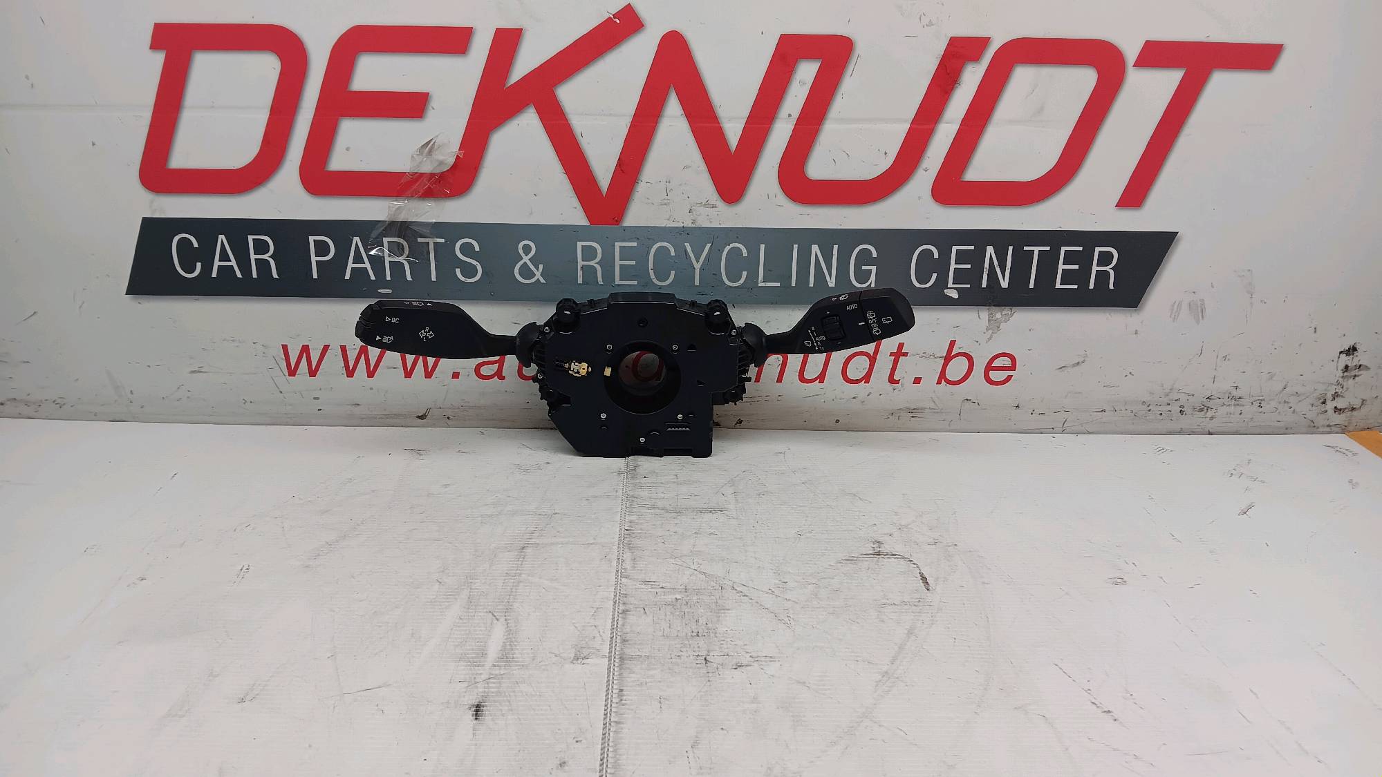 commodo Bmw S1 F40 2019 - 23