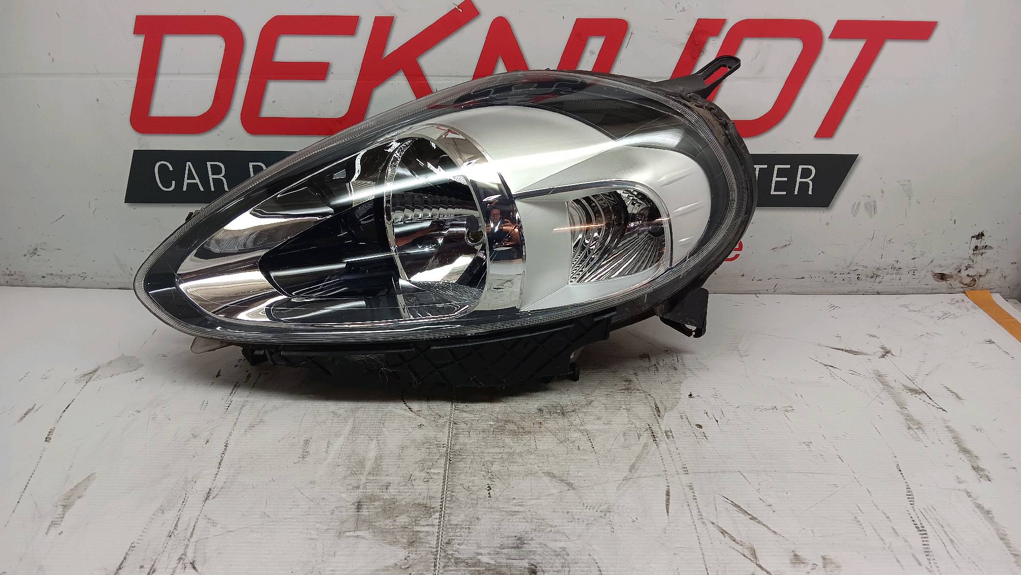 phare G Fiat PUNTO III 2012 - 18 