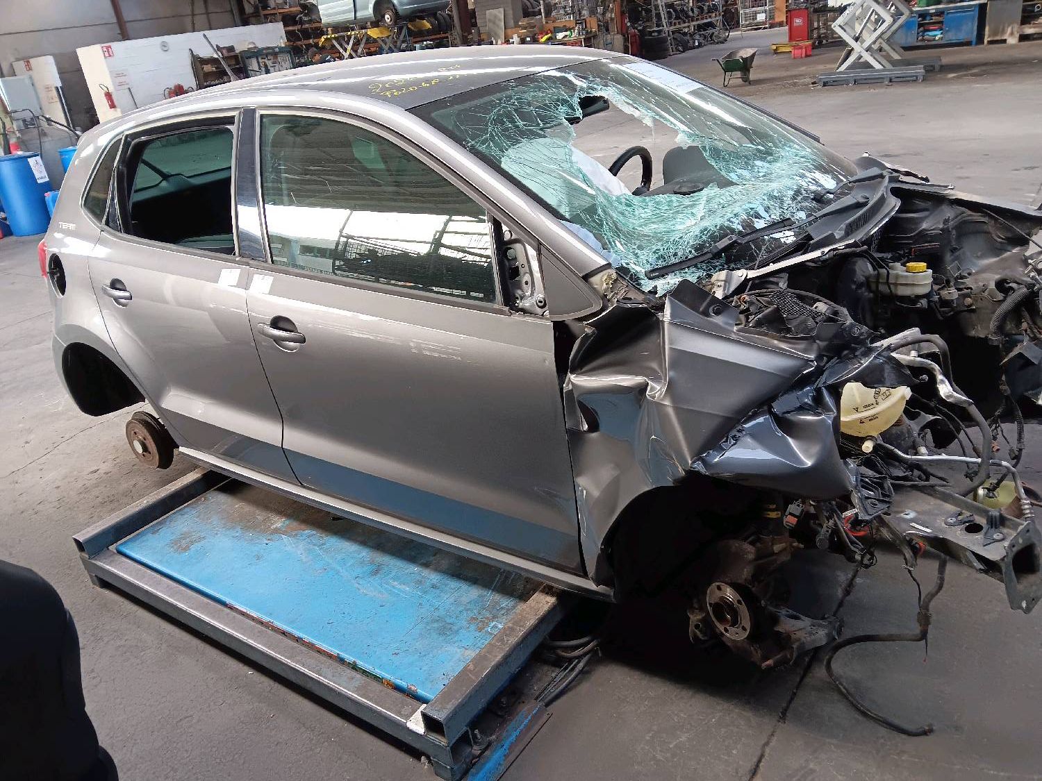 porte AV D Vw Polo