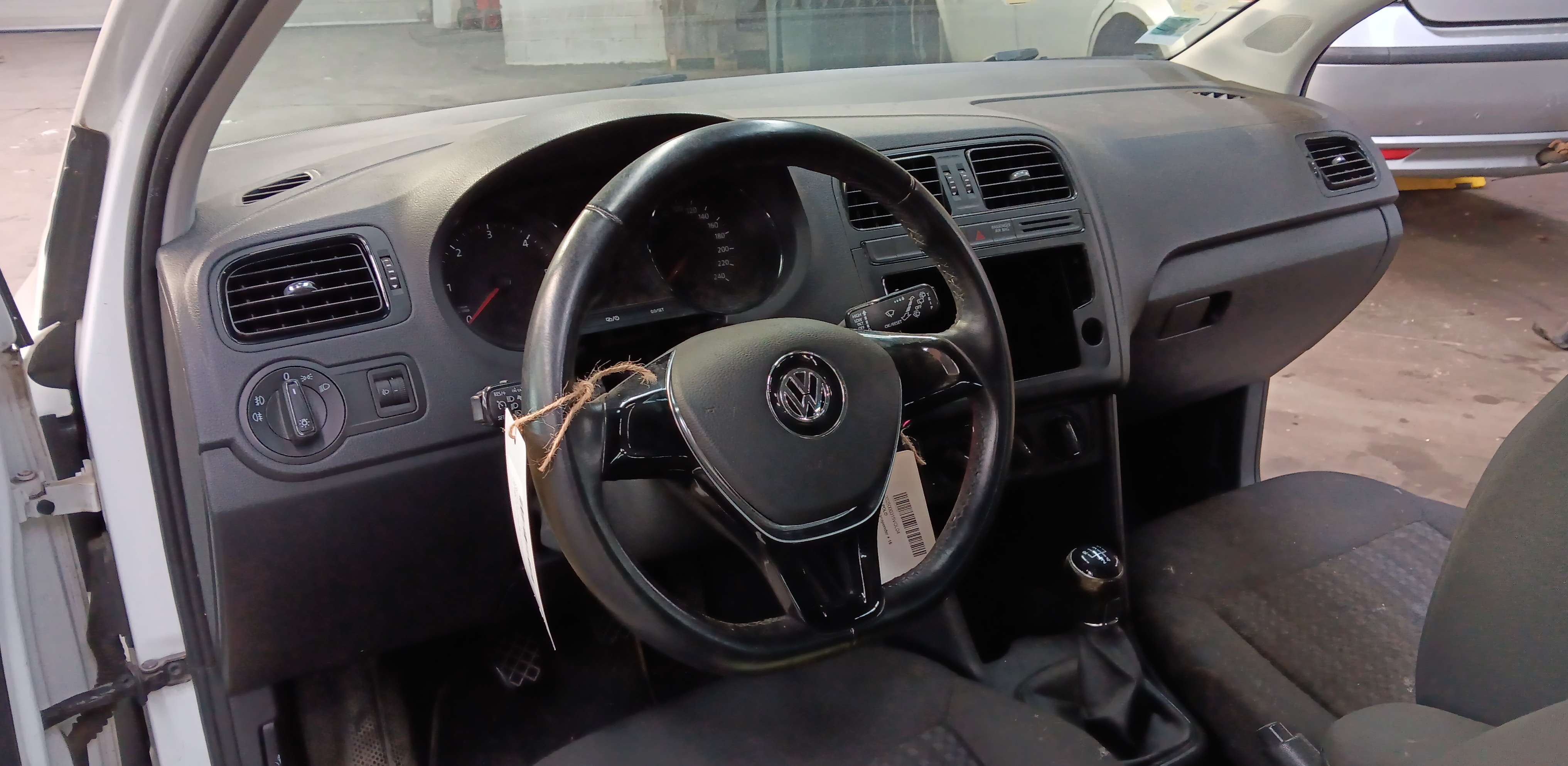 Airbag chauffeur Vw POLO 2009 - 17 6R