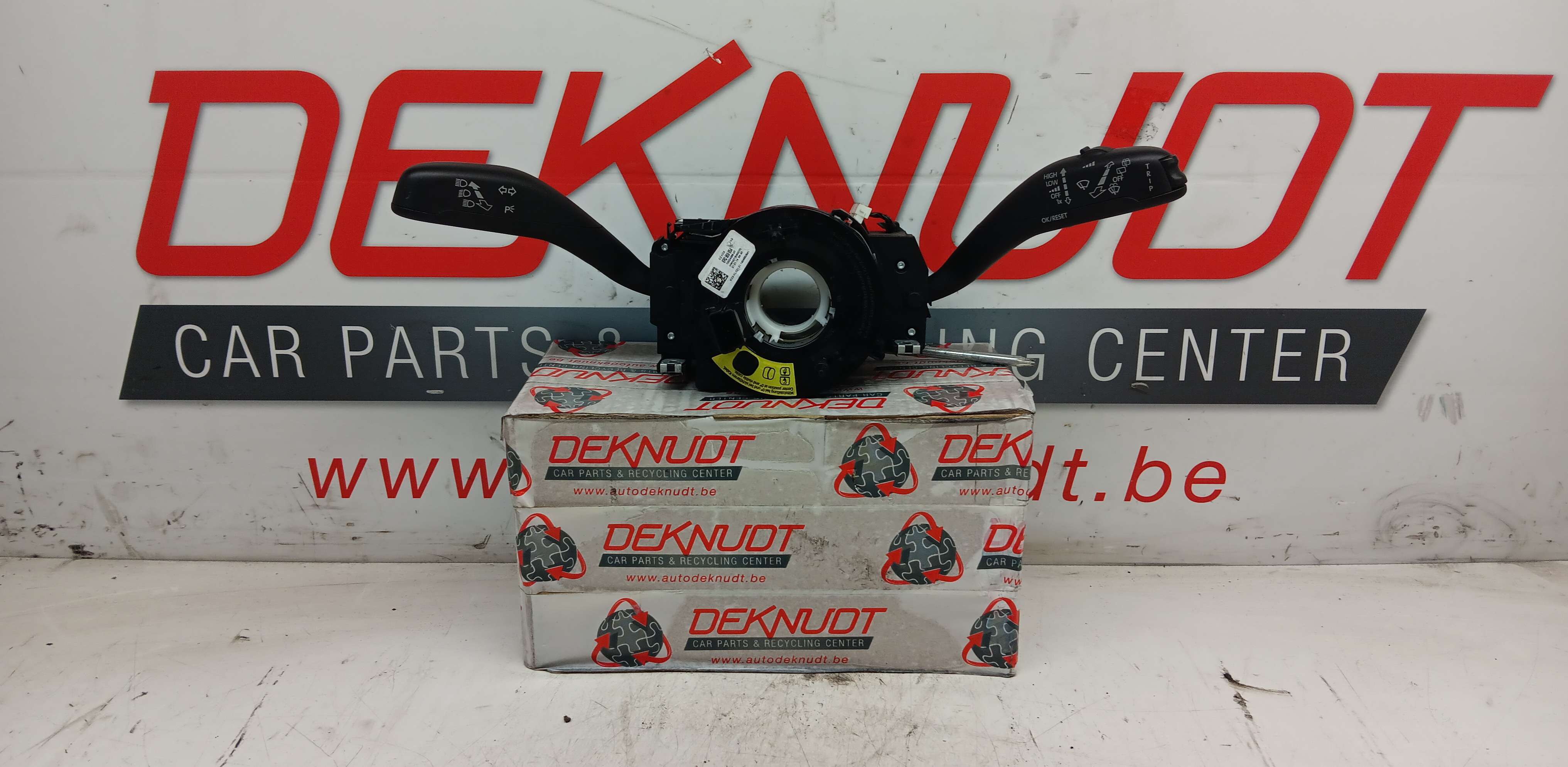 Combi verlicht en ruitenwisser schakelaar Vw POLO 2009 - 17 6R
