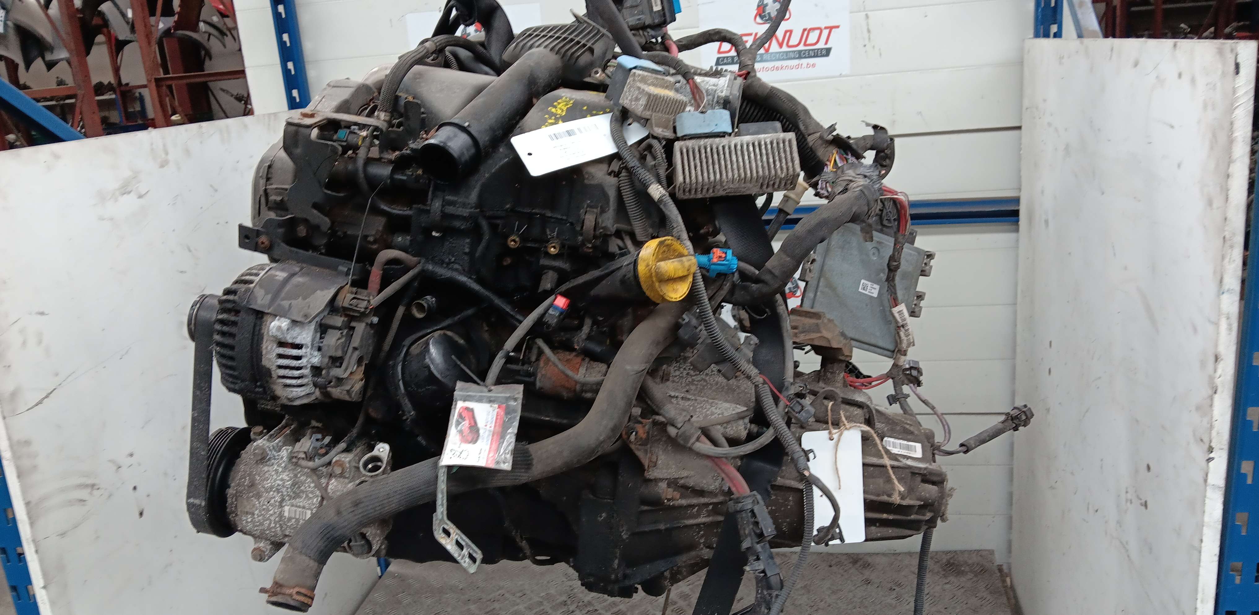 1. Motor Renault MEGANE III 2009 - 15