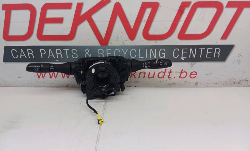 Headlight and wiper stalk switch