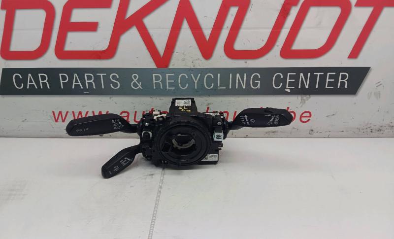 Headlight and wiper stalk switch