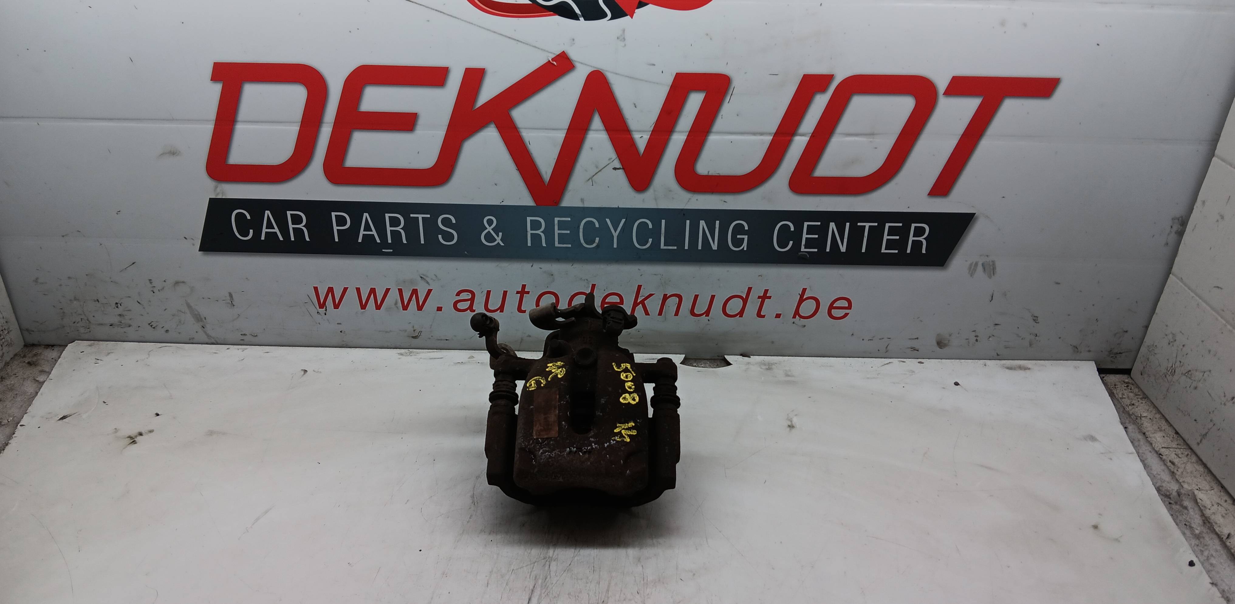 Remschijf links ACHTER Peugeot 5008 2009 - 17