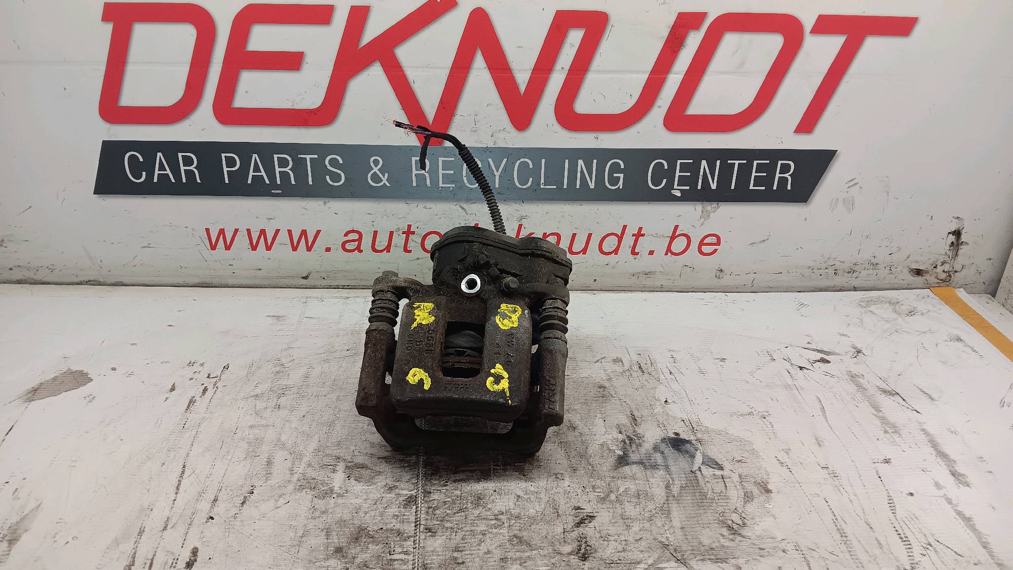 Remschijf links ACHTER Audi Q3 8U 2015 - 18