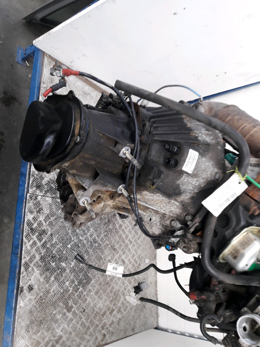 2. Versnelingbak Ford FIESTA 1999 - 02