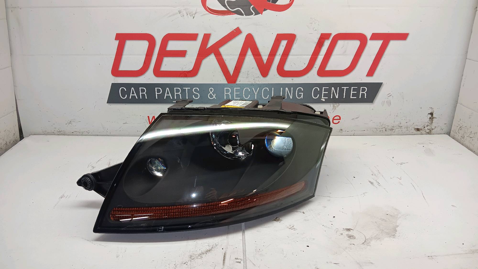 phare G Audi TT 8N 1998 - 06