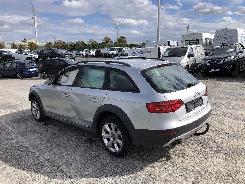 Audi A4 B8 2007 - 12
