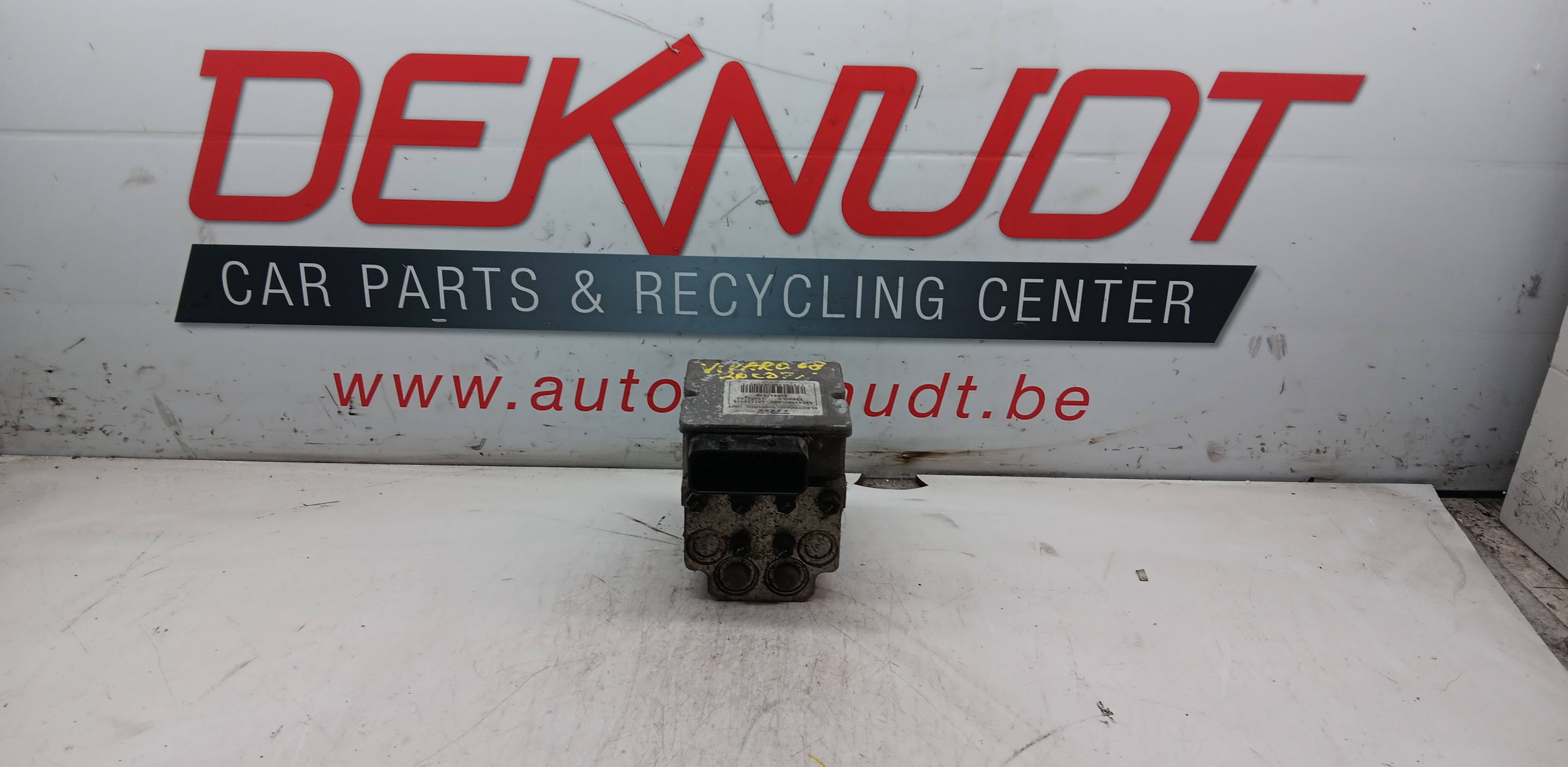 boitier ABS Opel VIVARO A 2006 - 14