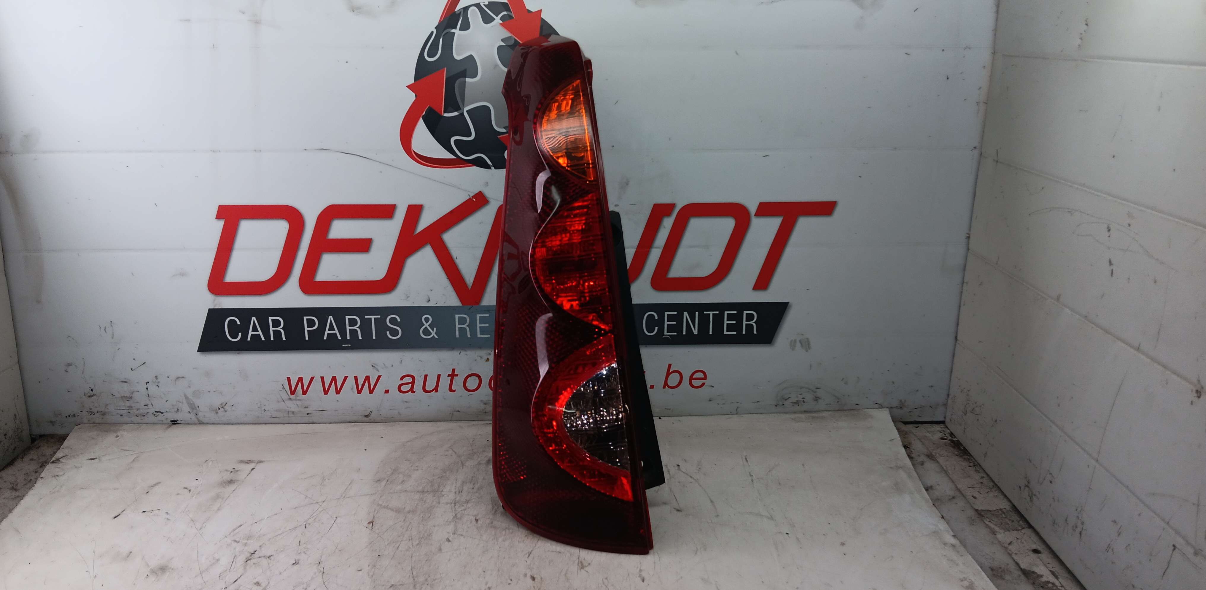 feu ARG Nissan NOTE 2005 - 12