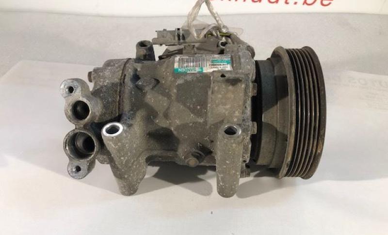 Air conditioning compressor