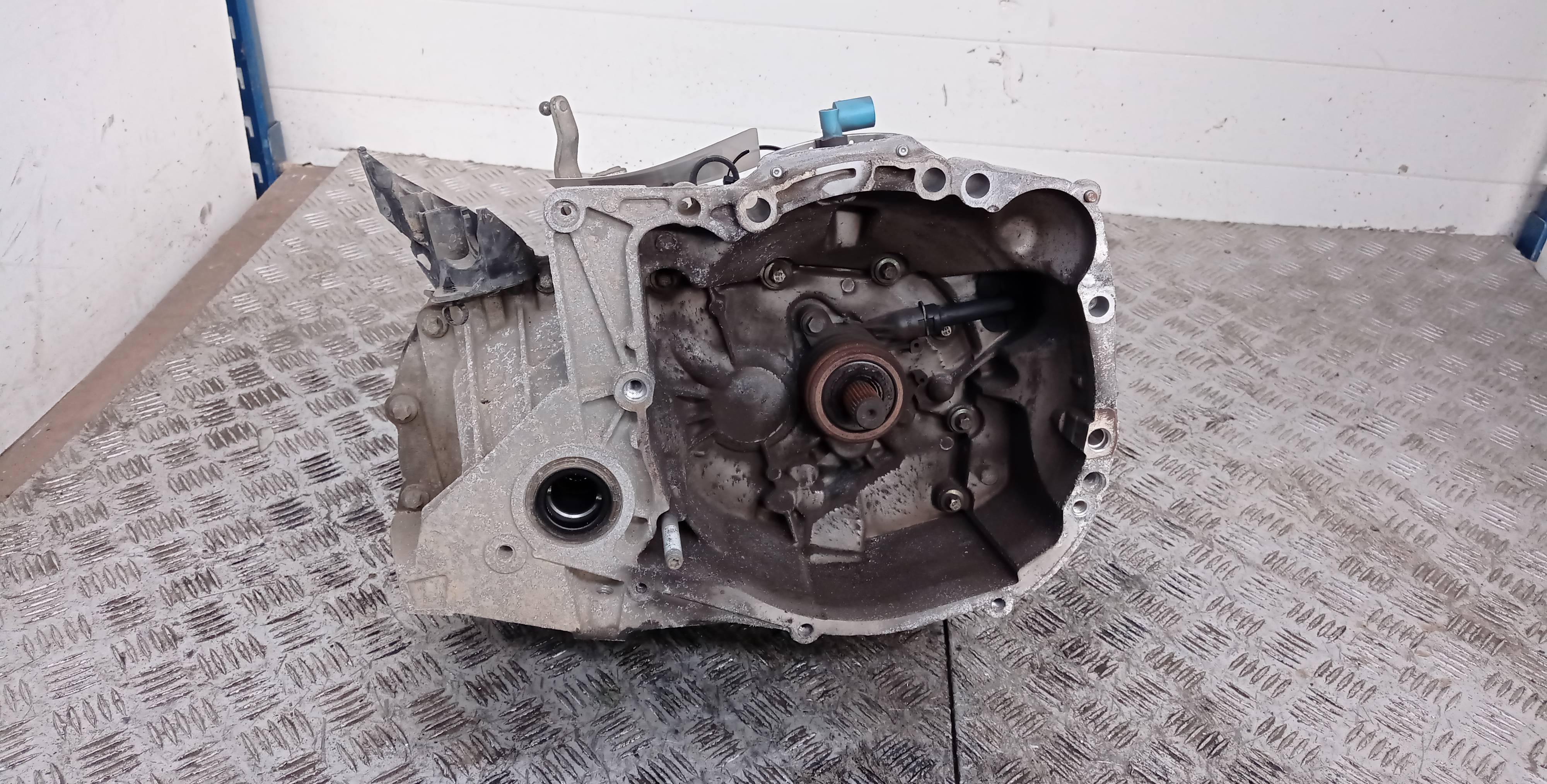 2. Versnelingbak Renault CLIO III 2005 - 09