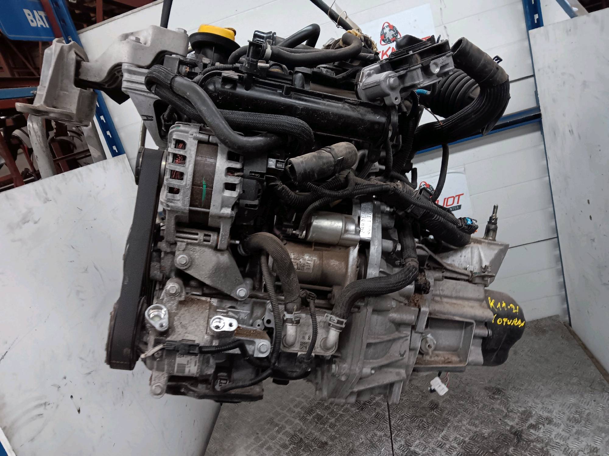 1. Motor Nissan MICRA K14 2020 - 23