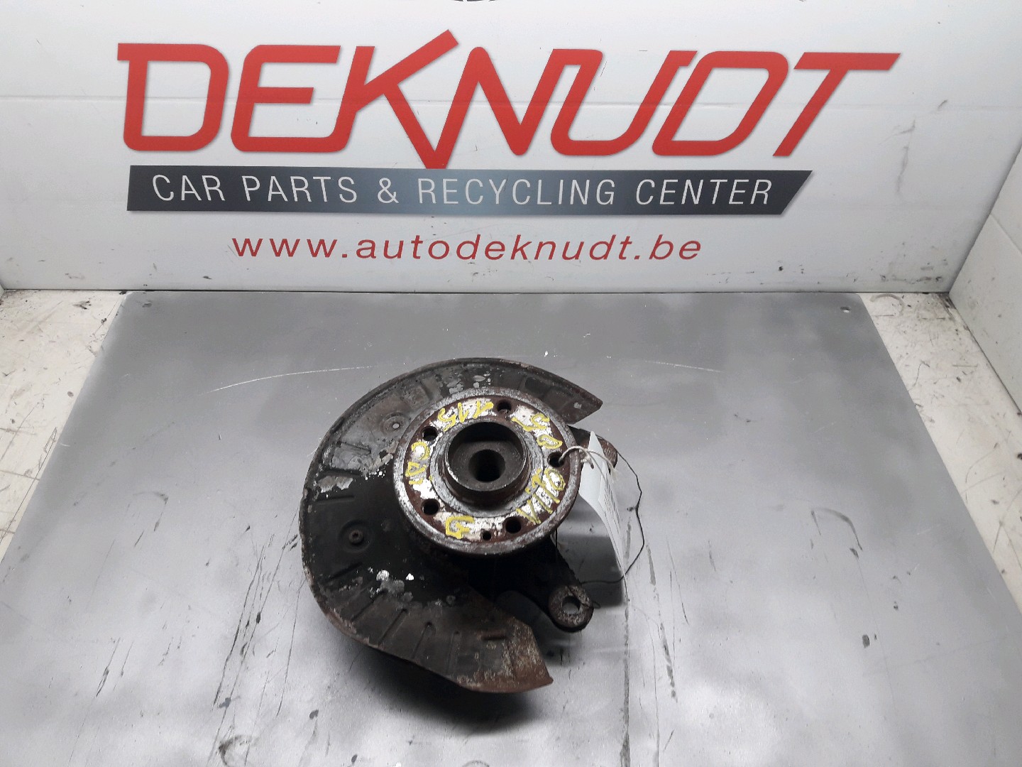 Fusee links voor Mercedes-Benz VITO W639 2003 - 14