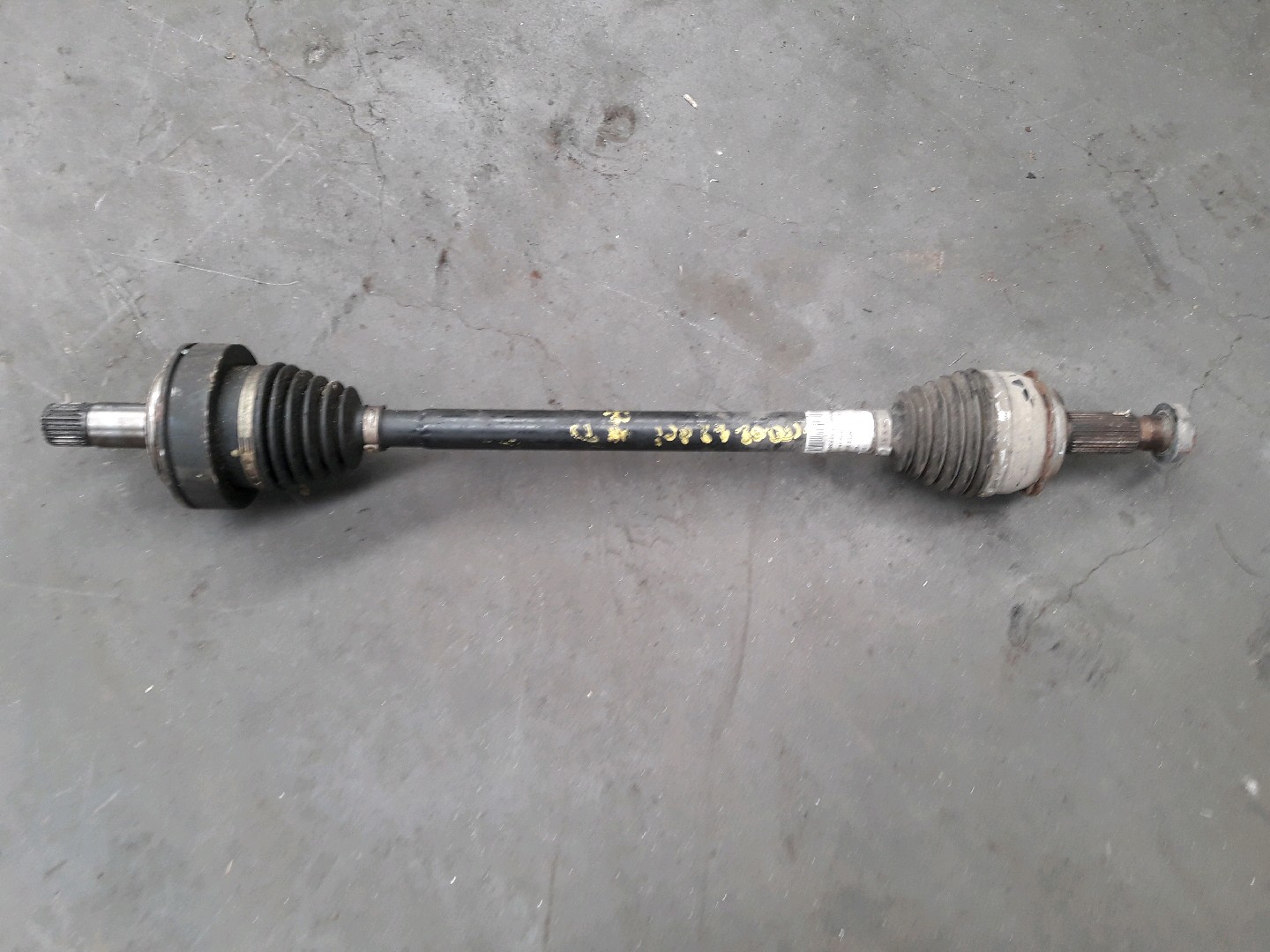 Achterste rechter aandrijfas Mercedes-Benz VITO W639 2003 - 14