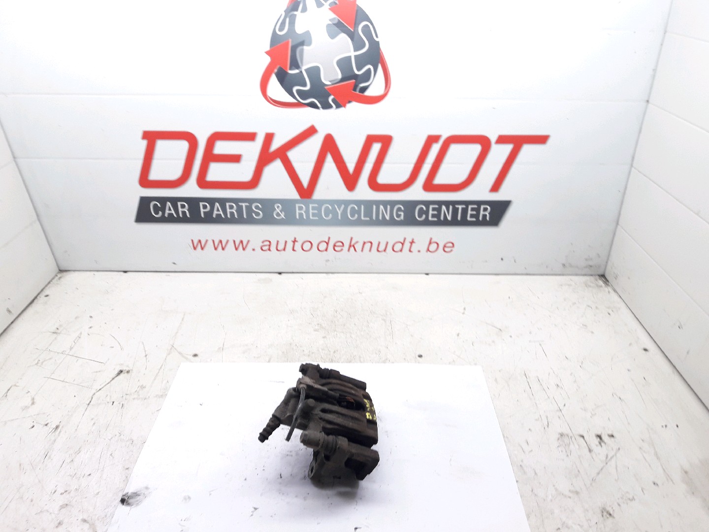 Remschijf links ACHTER Mercedes-Benz VITO W639 2003 - 14