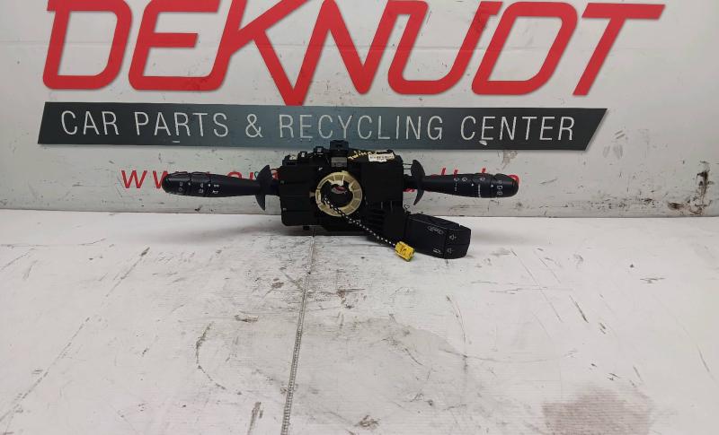 Headlight and wiper stalk switch