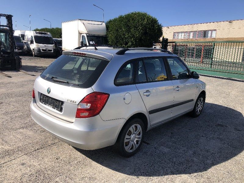 porte AR D Skoda Fabia