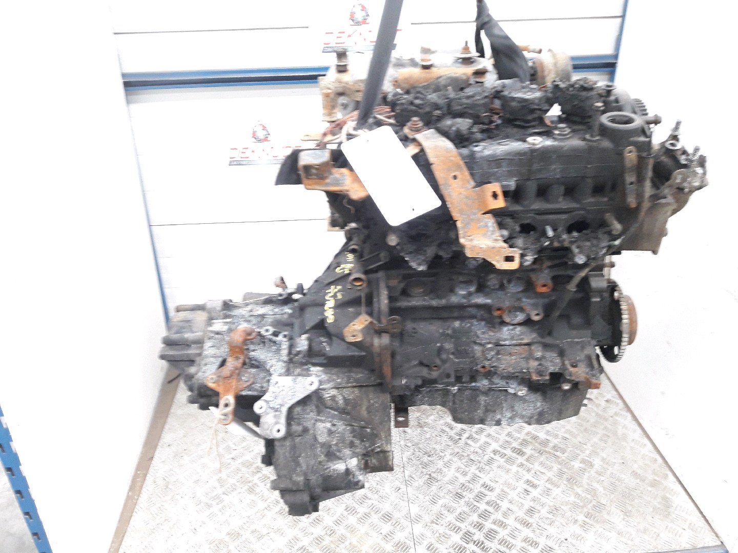 1. Motor Fiat 500 2015 -